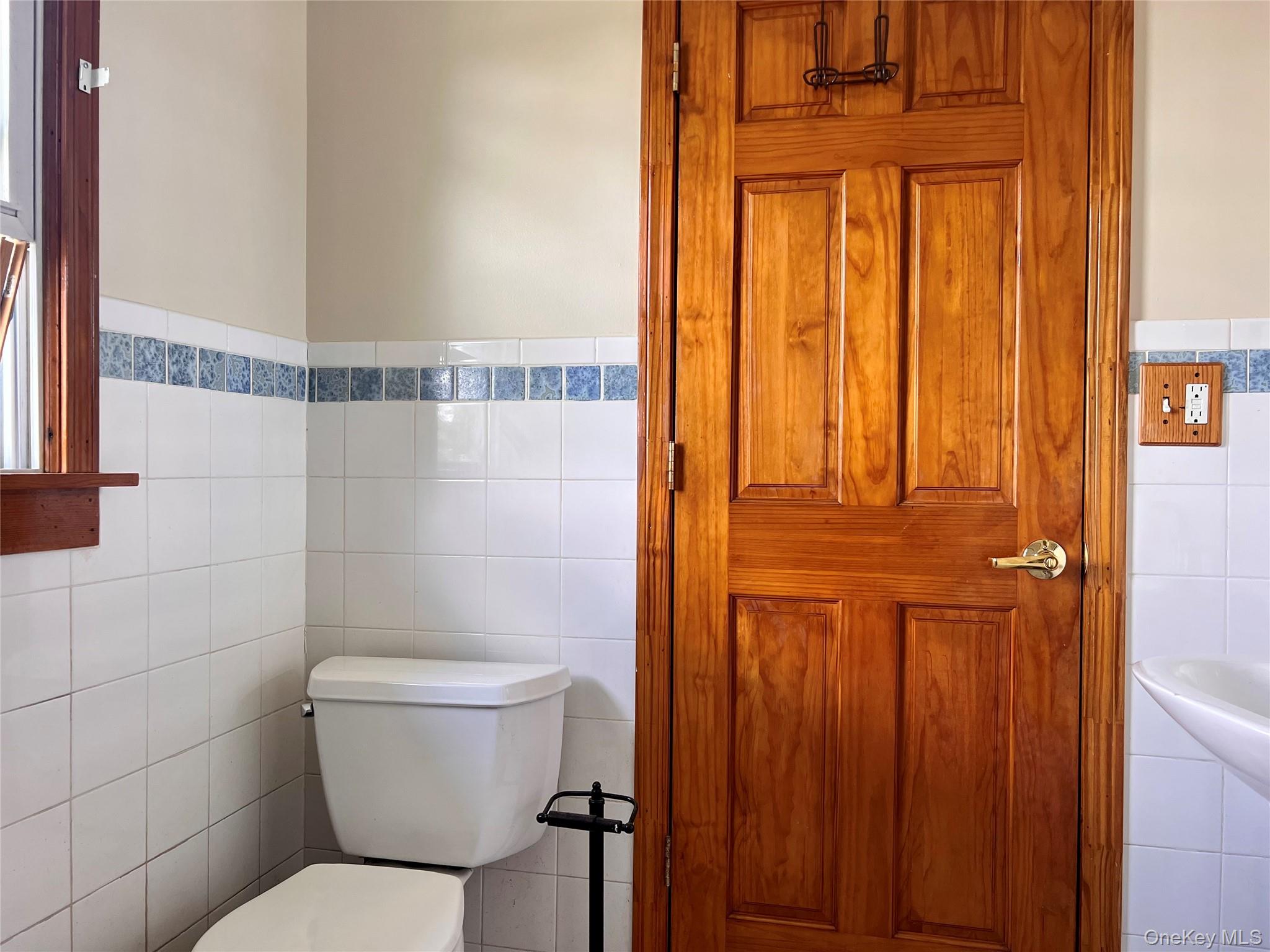 #6 photo, 2 Oak Street, Chester , NY 10918