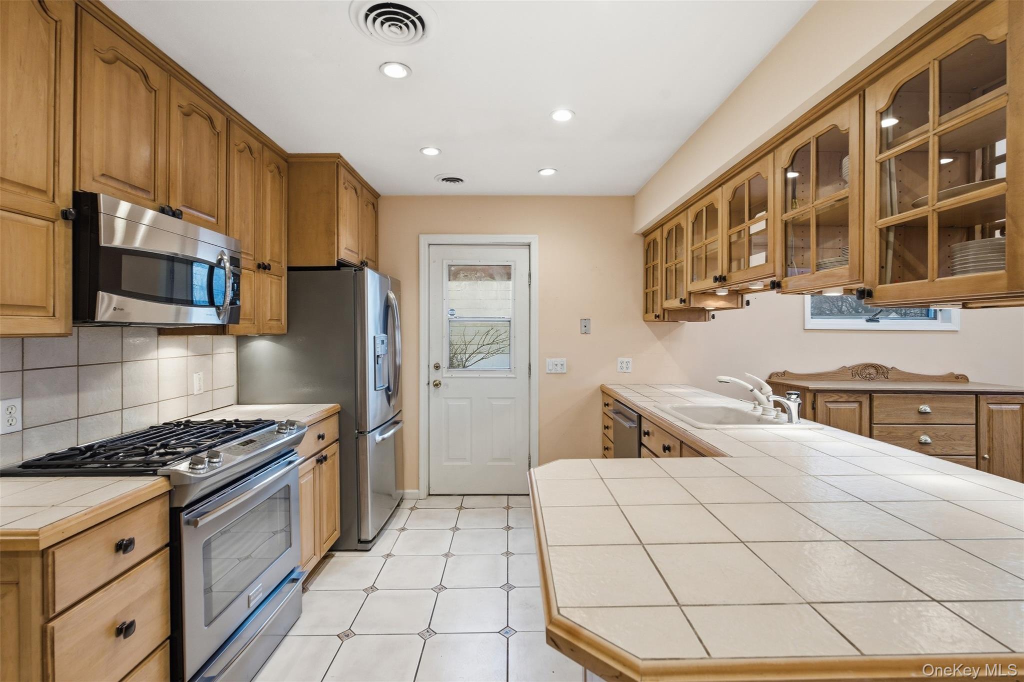 #14 photo, 87 Capt Shankey Drive, Garnerville , NY 10923