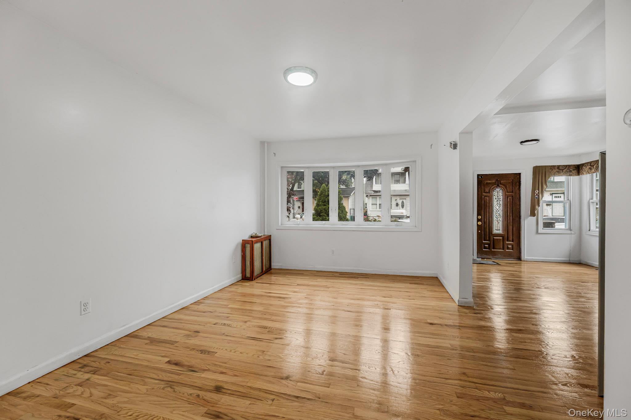 #5 photo, 9006 107th Avenue, Ozone Park , NY 11417