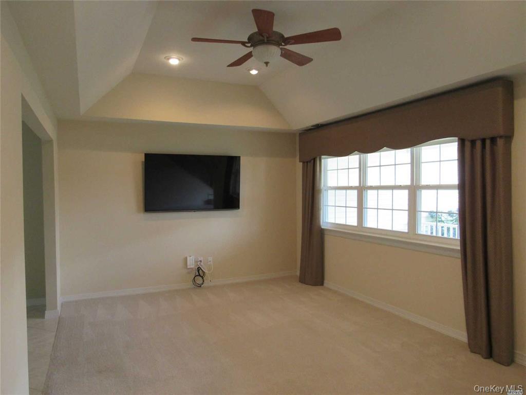 #5 photo, 2702 Amen Corner, Riverhead , NY 11901