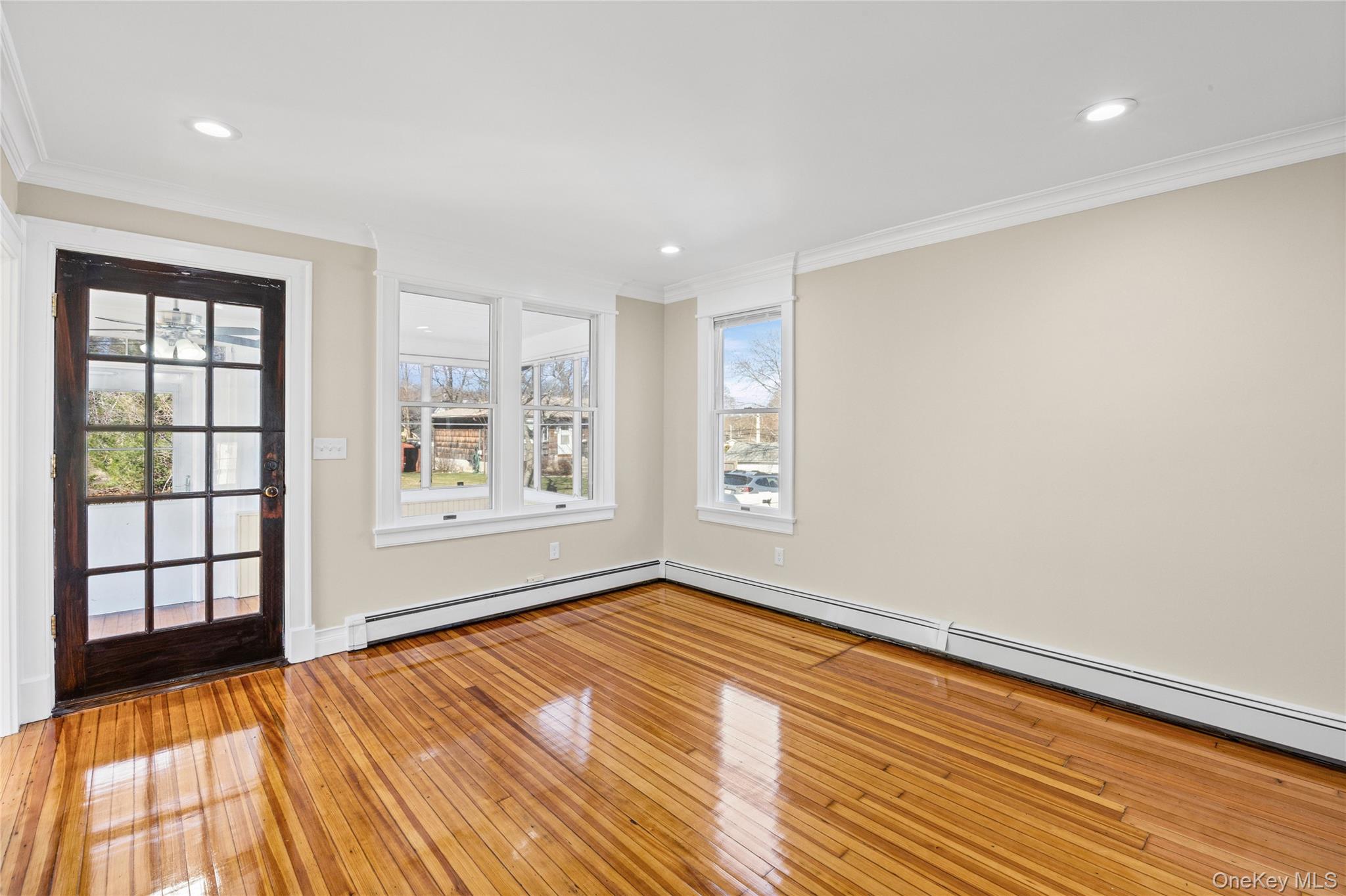 #10 photo, 19 Milburn Road, সাফোক কাউন্টি Sound Beach , NY 11789