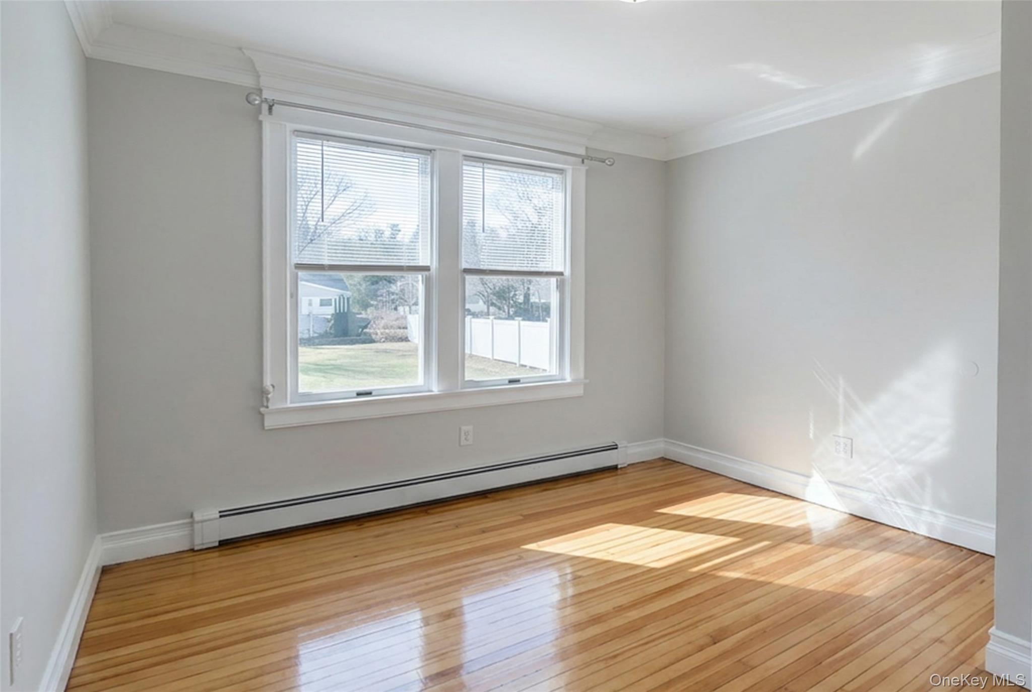 #16 photo, 19 Milburn Road, সাফোক কাউন্টি Sound Beach , NY 11789