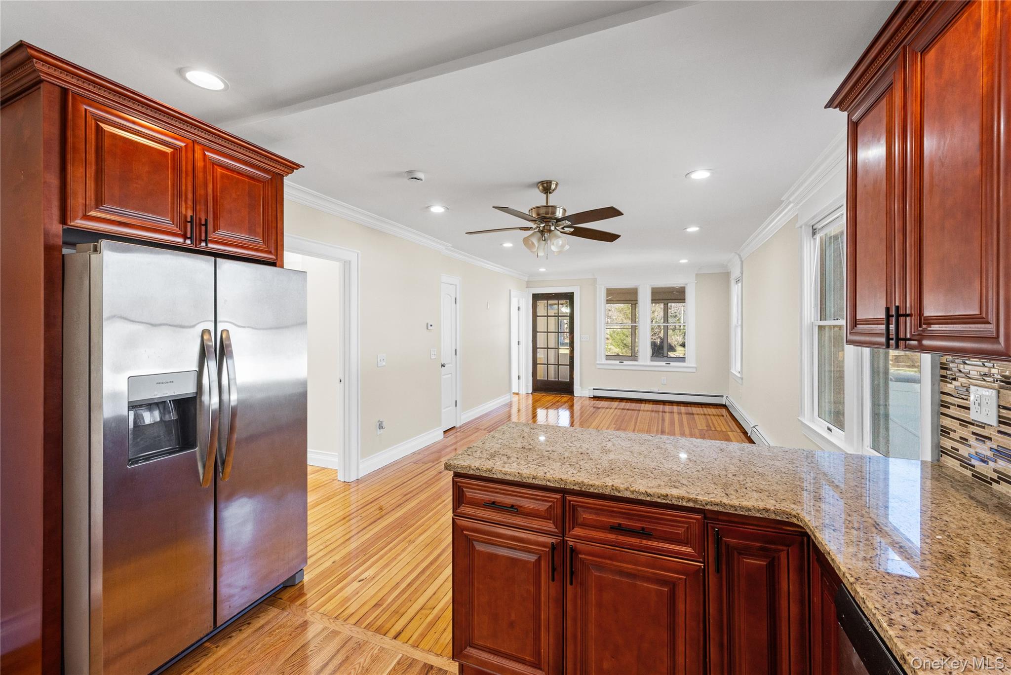 #19 photo, 19 Milburn Road, সাফোক কাউন্টি Sound Beach , NY 11789