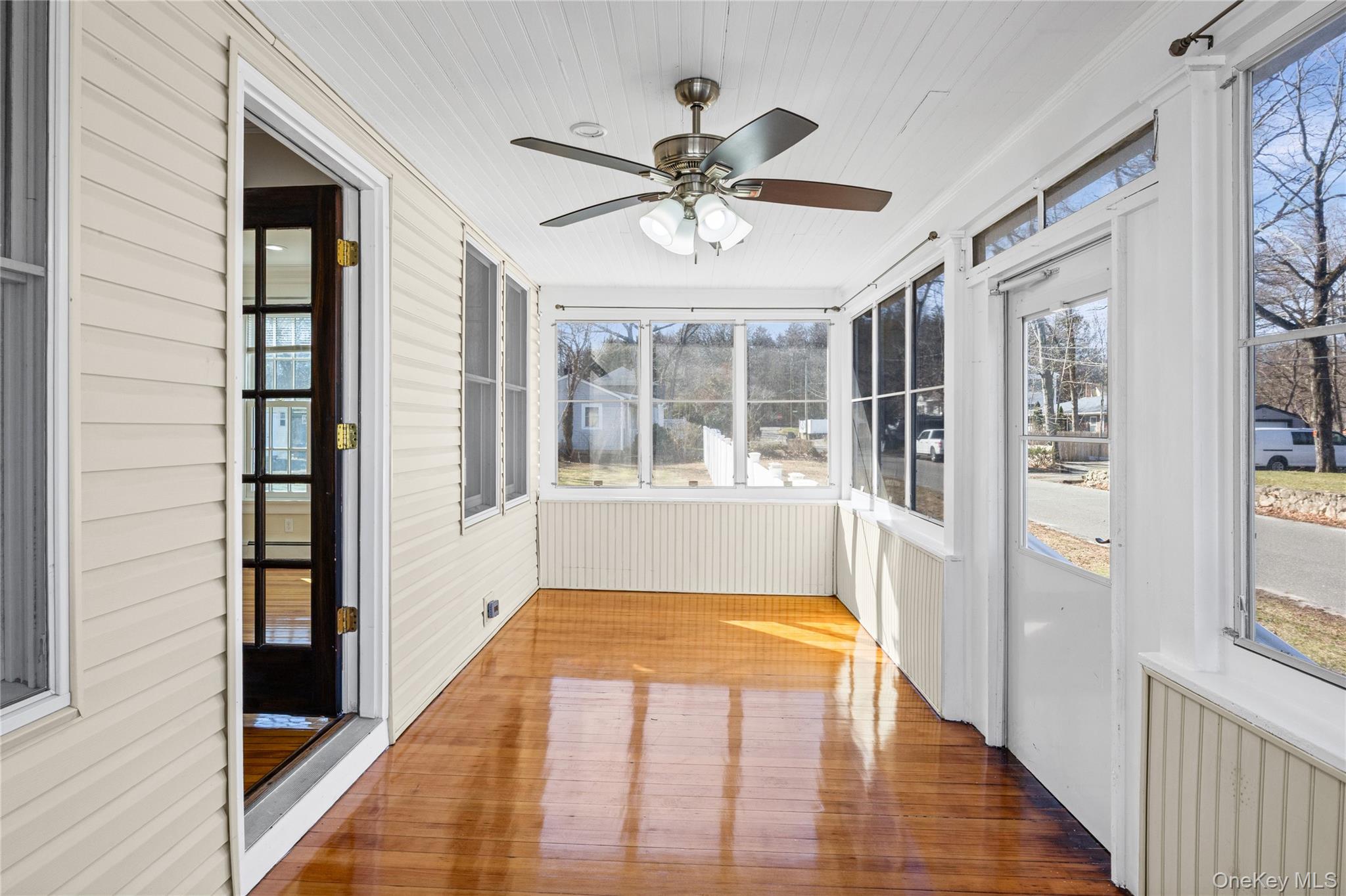 #5 photo, 19 Milburn Road, সাফোক কাউন্টি Sound Beach , NY 11789