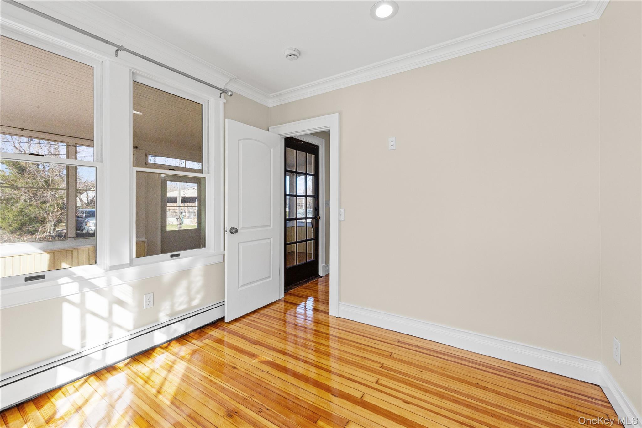 #7 photo, 19 Milburn Road, সাফোক কাউন্টি Sound Beach , NY 11789