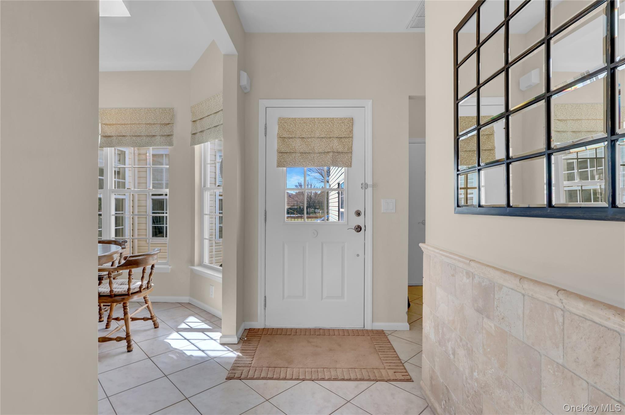 #4 photo, 77 Constantine way Way, מחוז סאפוק Mount Sinai , NY 11766