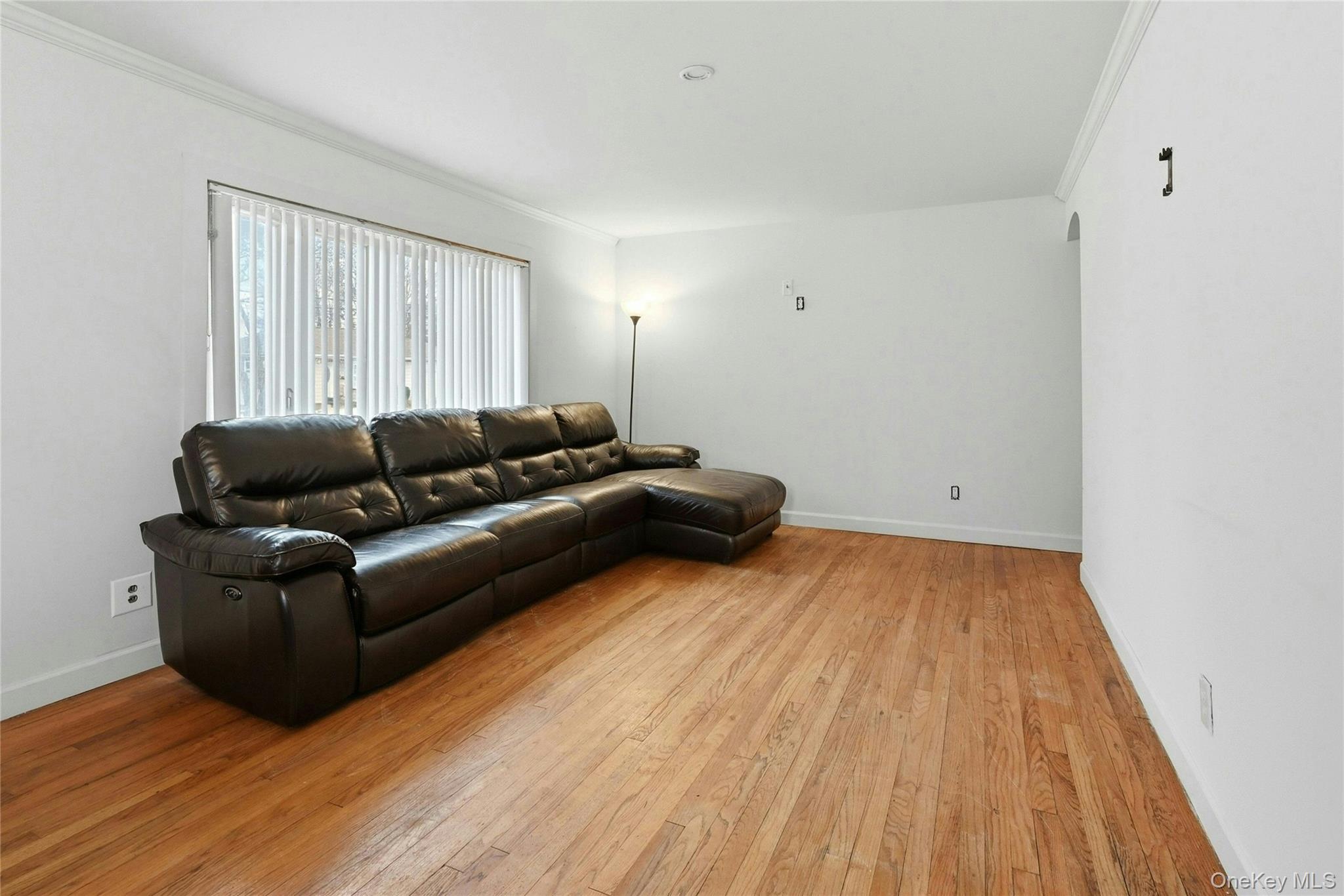 #8 photo, 135 Cumberbach Street, Wyandanch , NY 11798