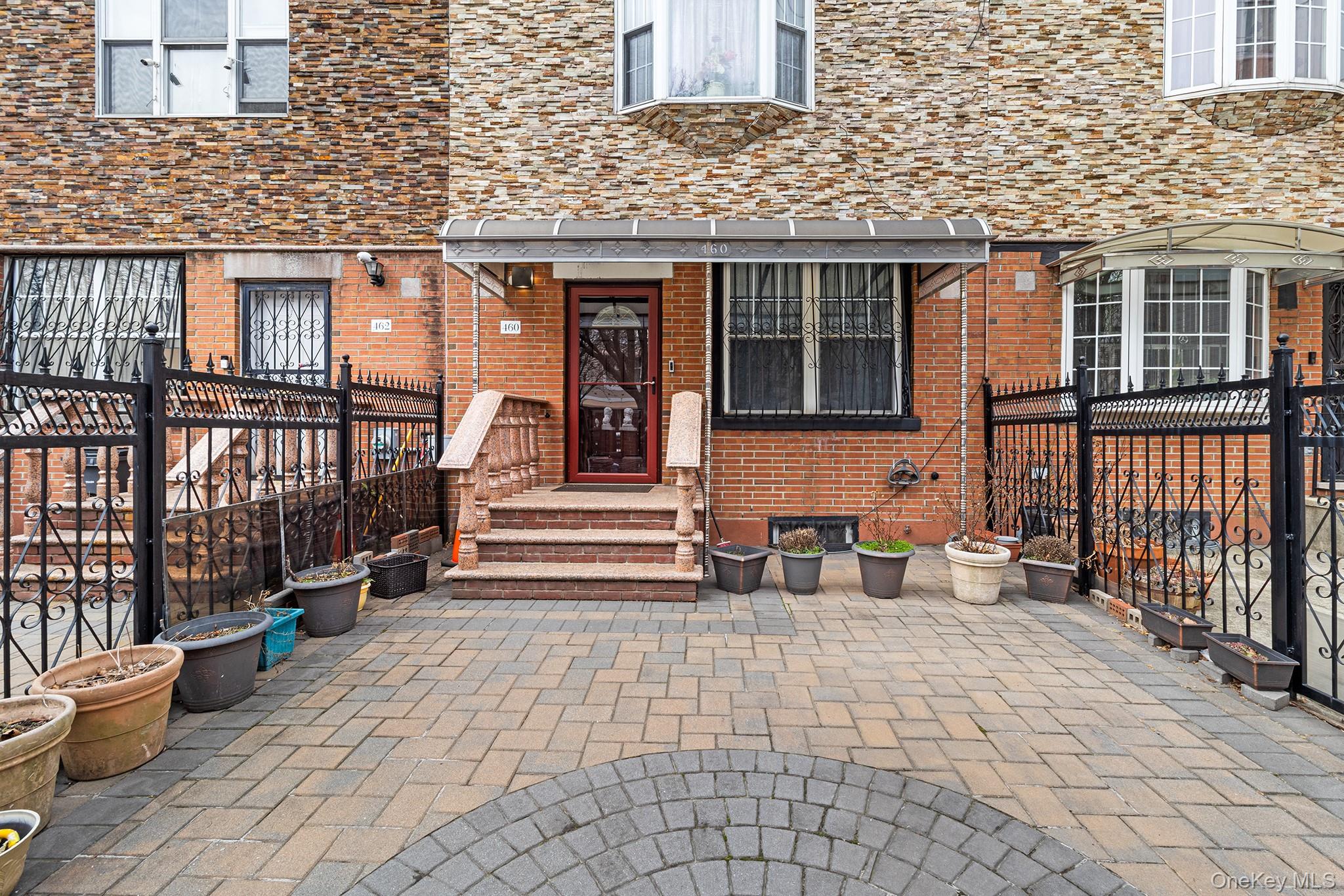 #2 photo, 460 Hinsdale Street, Brooklyn , NY 11207