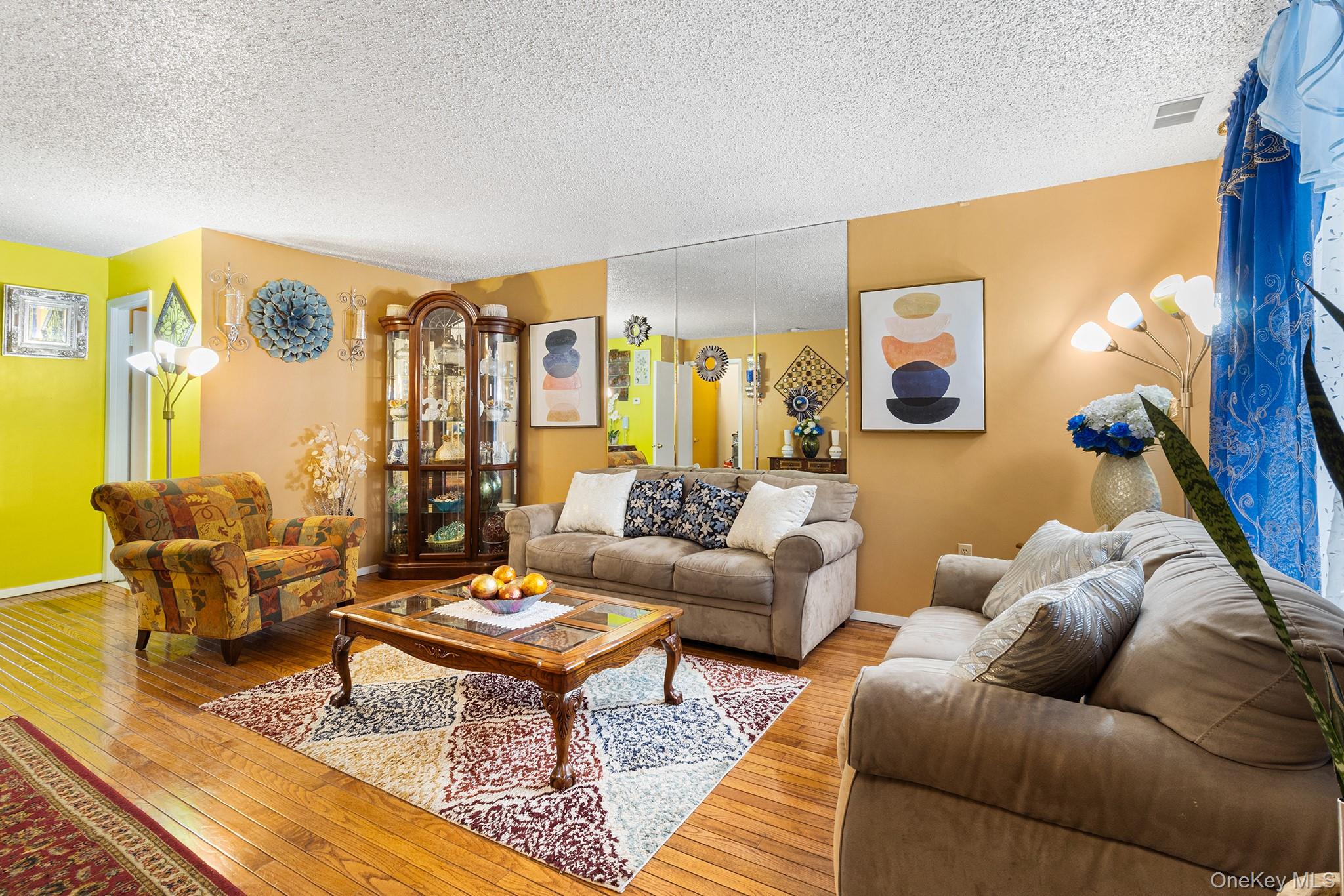 #3 photo, 460 Hinsdale Street, Brooklyn , NY 11207