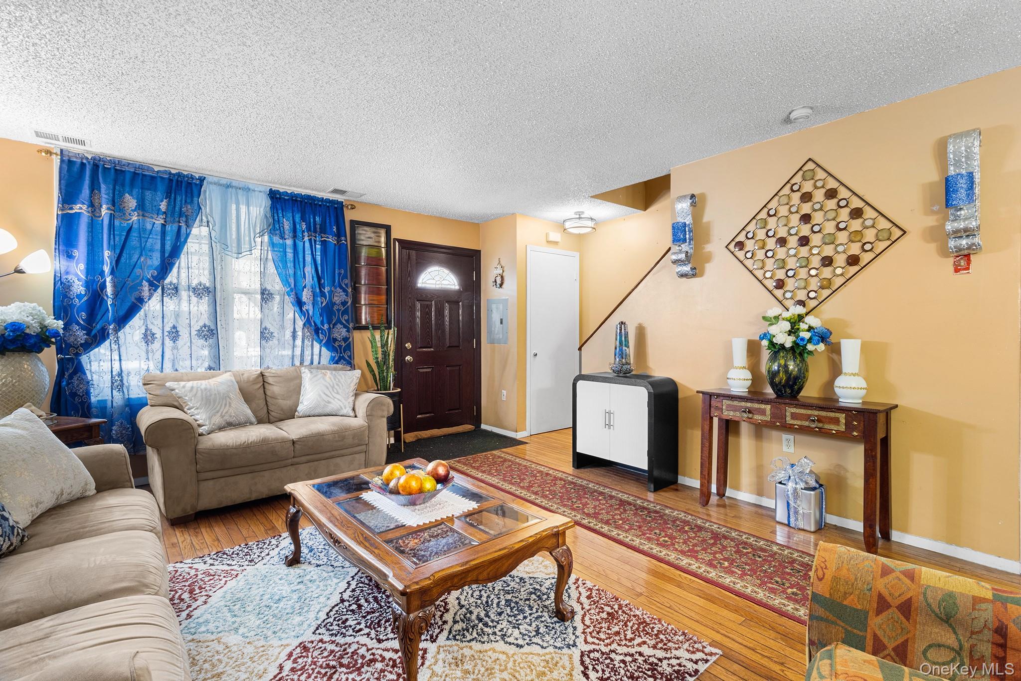 #5 photo, 460 Hinsdale Street, Brooklyn , NY 11207