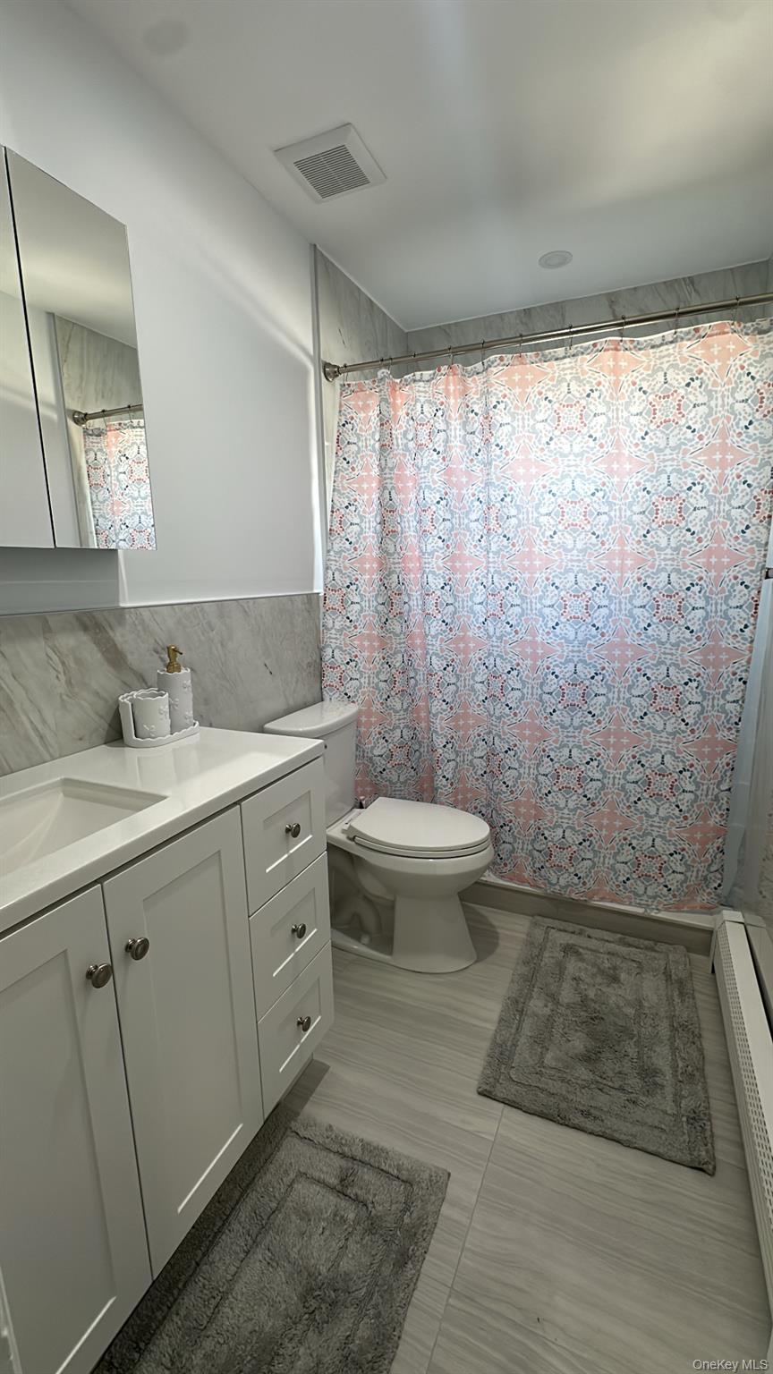 #13 photo, 161 Nassau Lane, নাসাউ কাউন্টি Island Park , NY 11558