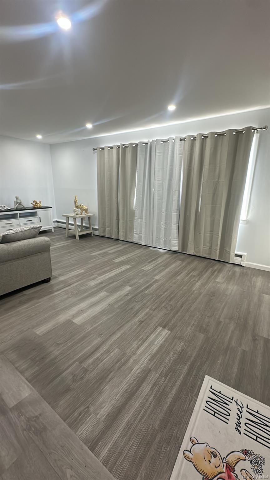 #3 photo, 161 Nassau Lane, নাসাউ কাউন্টি Island Park , NY 11558