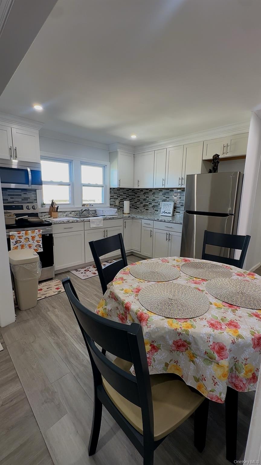 #4 photo, 161 Nassau Lane, নাসাউ কাউন্টি Island Park , NY 11558