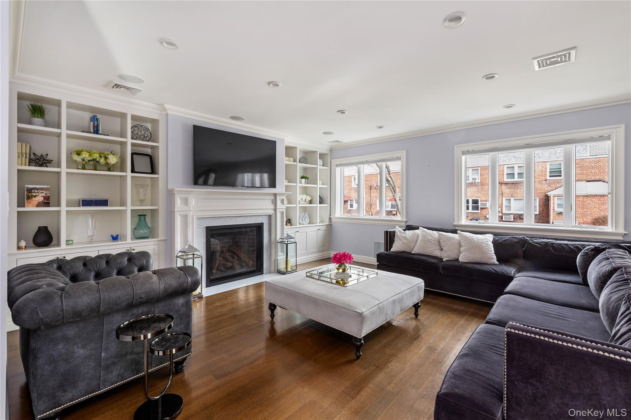 #3 photo, 15496 Riverside Drive, 皇后區 白石鎮 Whitestone , NY 11357