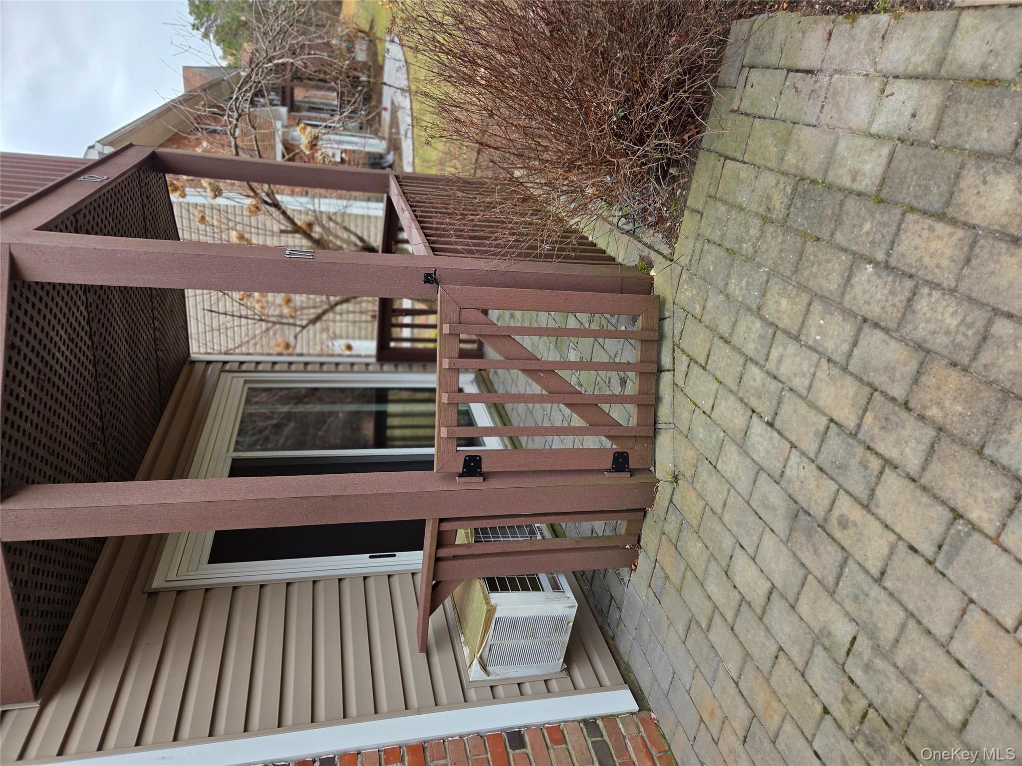 #7 photo, 40-171 W 4th Street, Patchogue , NY 11772