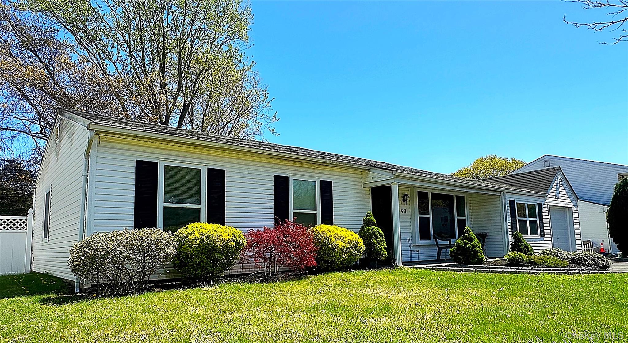 #3 photo, 93 Burleigh Drive, Holbrook , NY 11741