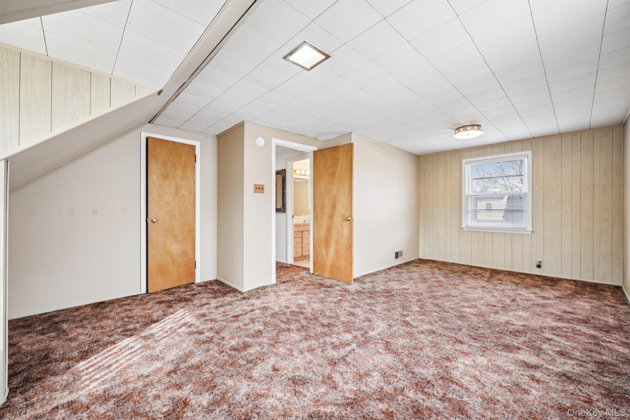 #19 photo, 132 Albertson Parkway, מחוז נסאו Albertson , NY 11507