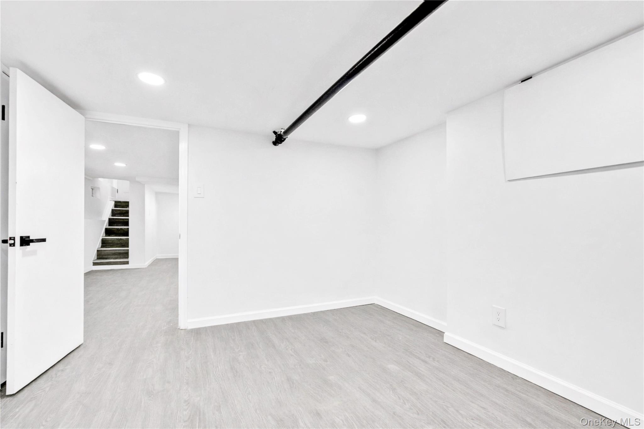 #20 photo, 10328 135th Street, Richmond Hill S. , NY 11419