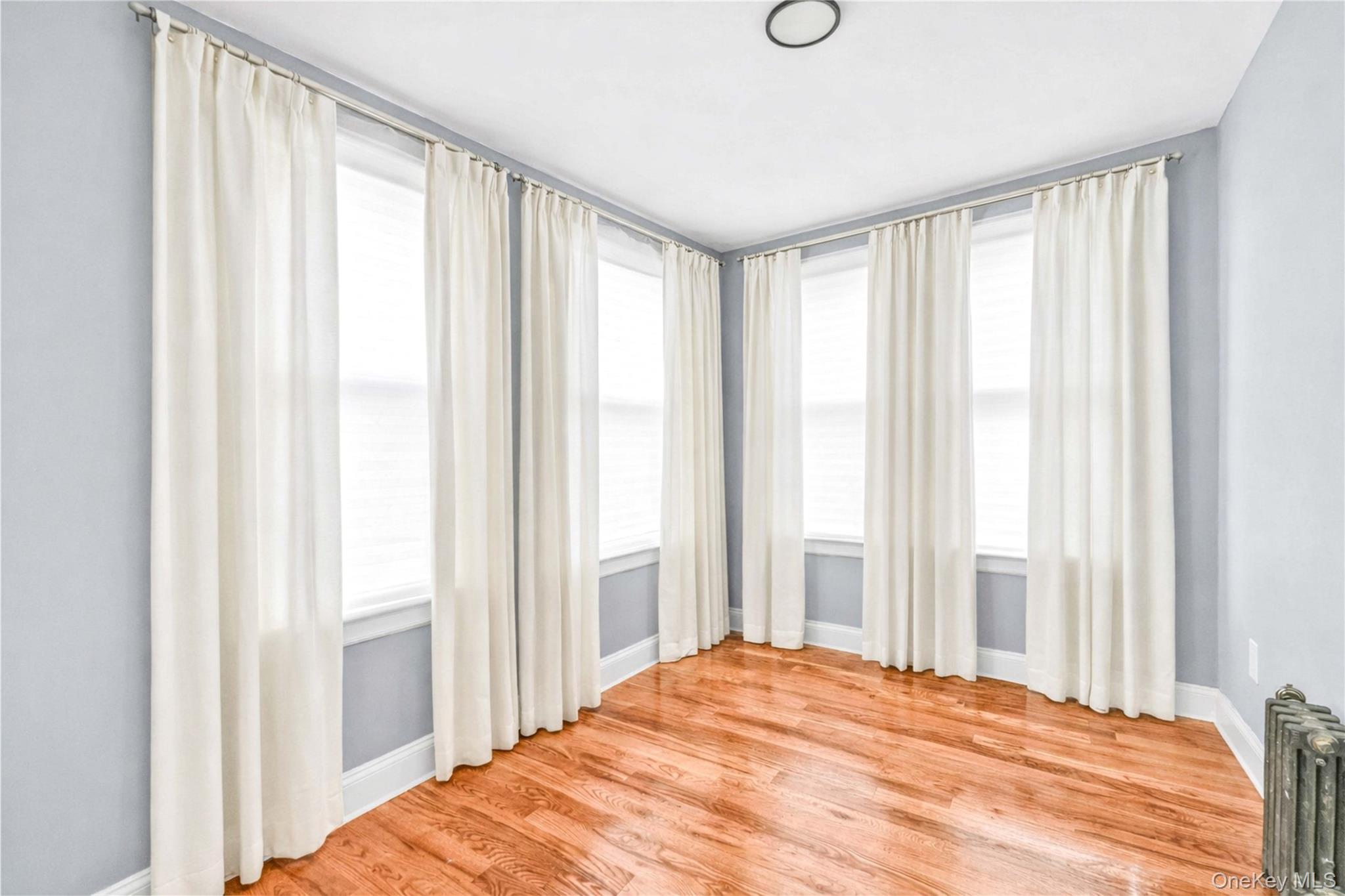 #6 photo, 10328 135th Street, Richmond Hill S. , NY 11419