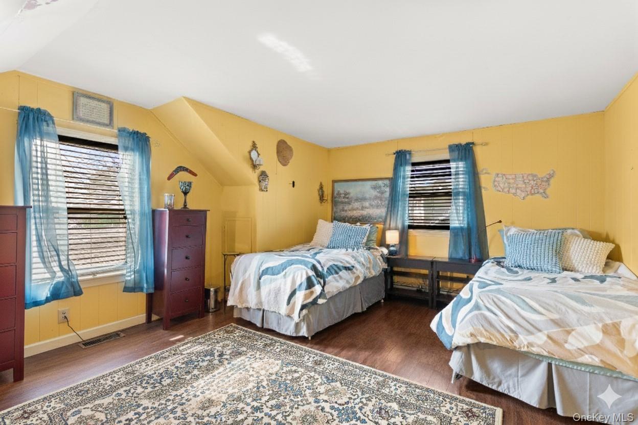 #11 photo, 8 Garden Boulevard, מחוז נסאו Hicksville , NY 11801