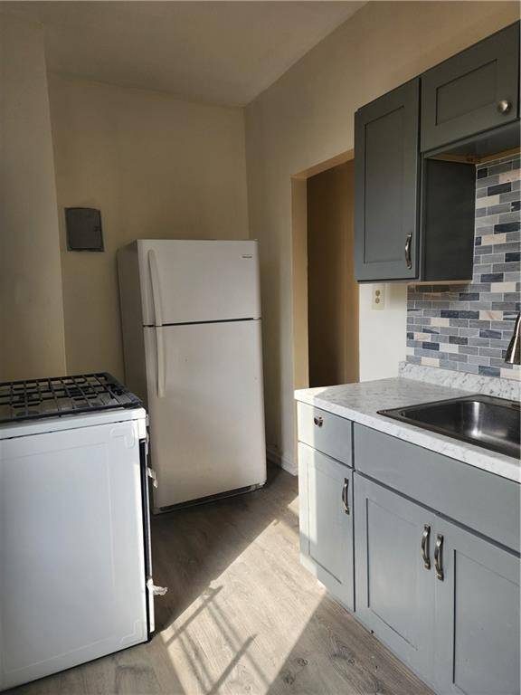 #8 photo, 590 Parkside Ave, #3AW, ব্রুকলিন Little Haiti , NY 11226