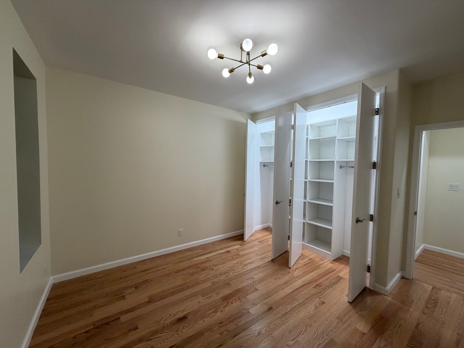 #5 photo, 1917 Avenue O, #4C, Midwood , NY 11230