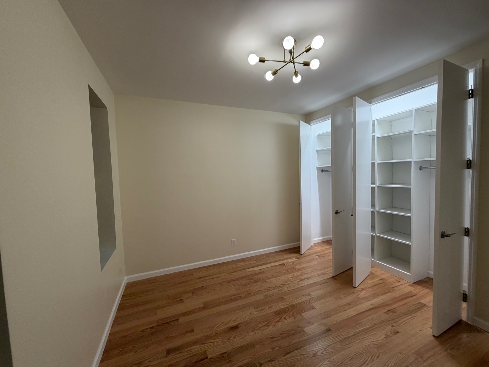 #6 photo, 1917 Avenue O, #4C, Midwood , NY 11230