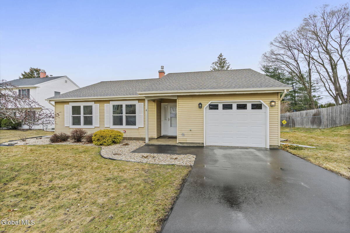 #1 photo, 4 Deerfield Drive, Cohoes , NY 12047