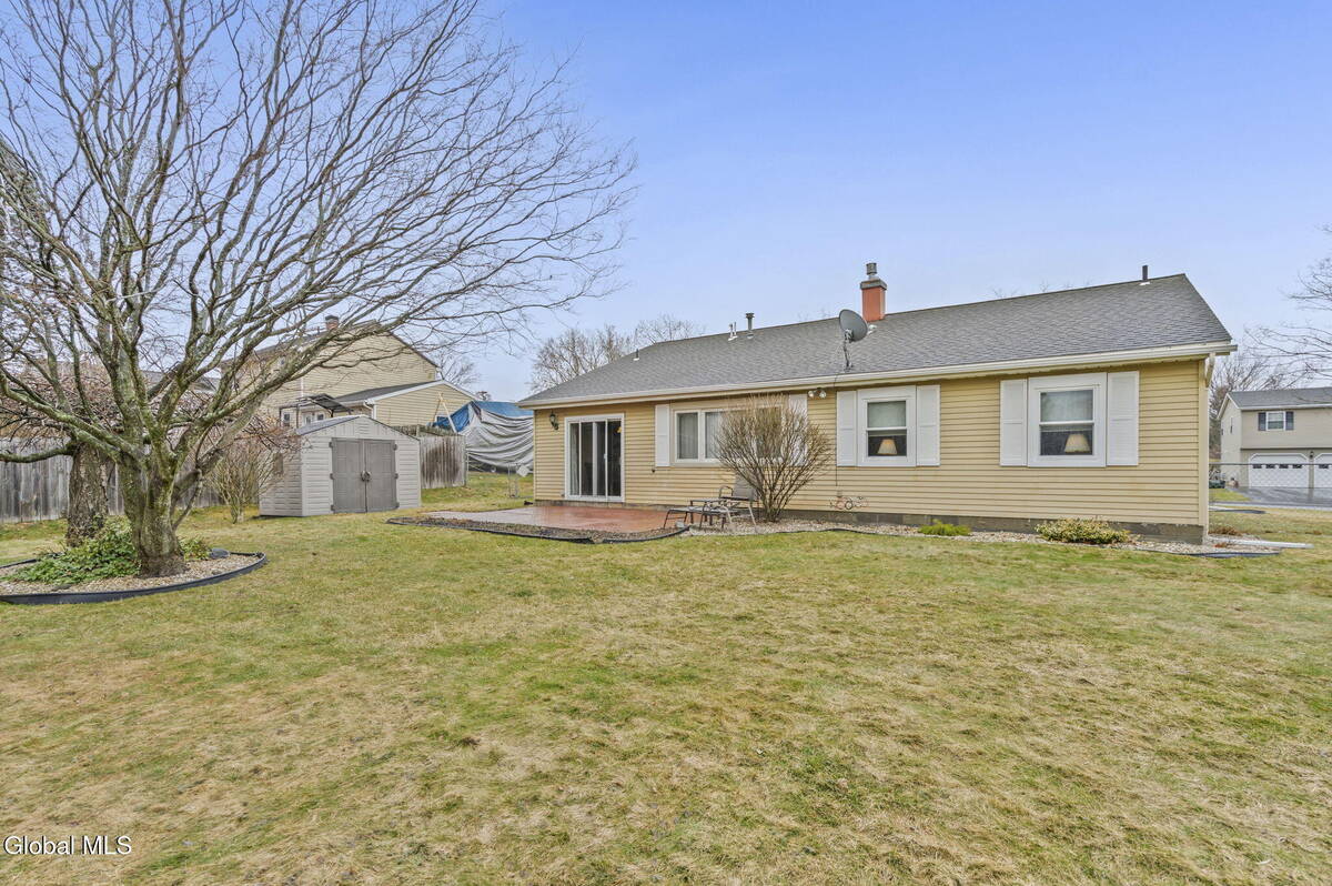 #18 photo, 4 Deerfield Drive, Cohoes , NY 12047