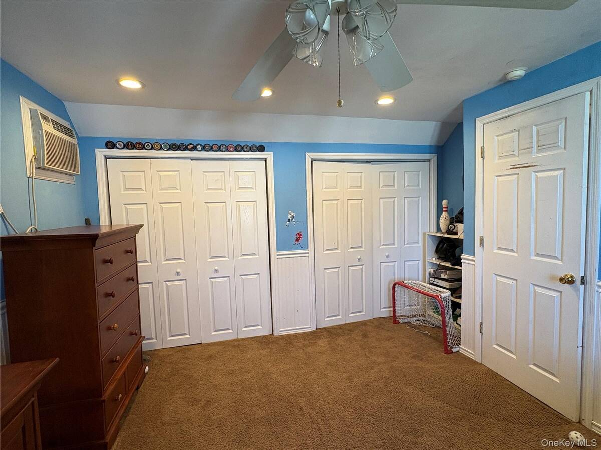 #12 photo, 23 Kime Avenue, North Babylon , NY 11703