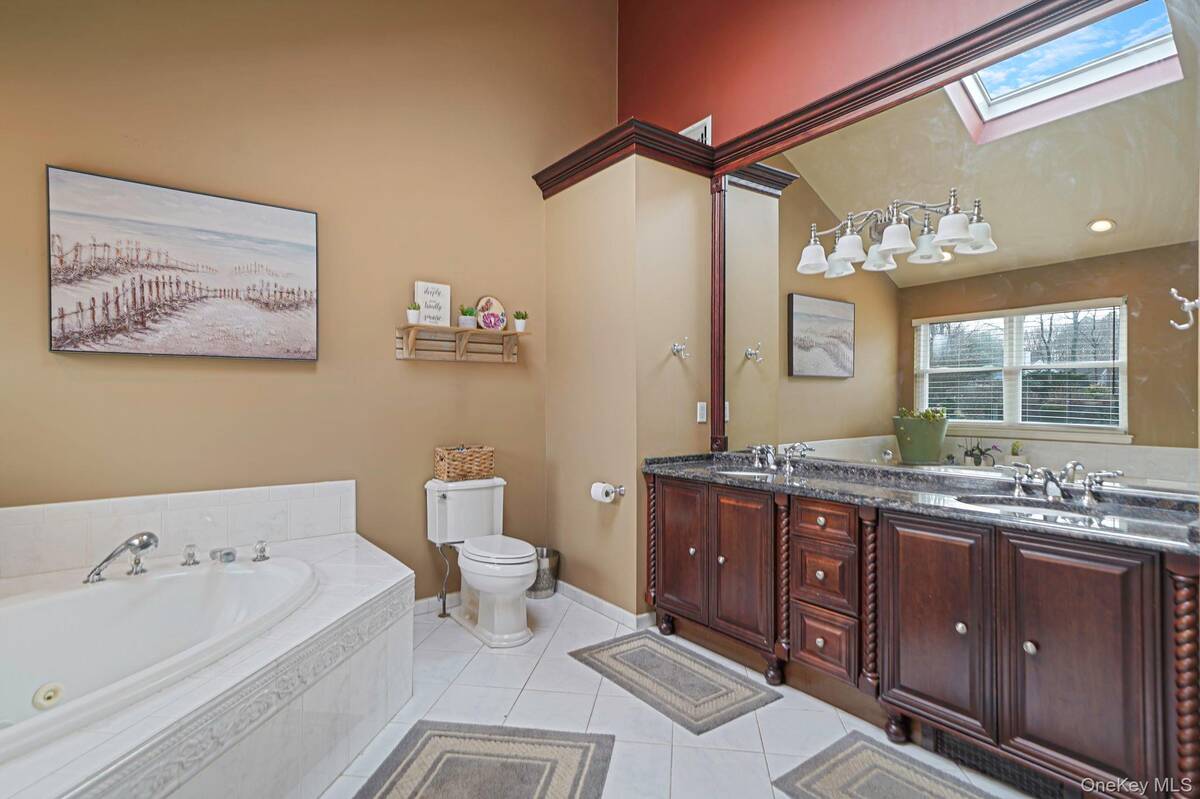 #23 photo, 8 Kimberly Court, Manorville , NY 11949