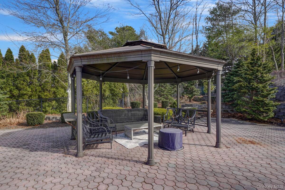 #37 photo, 8 Kimberly Court, Manorville , NY 11949