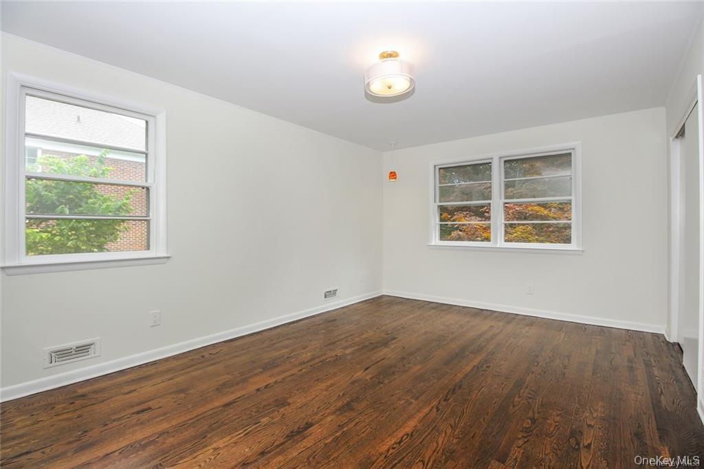 #17 photo, 205 Soundview Avenue, White Plains , NY 10606