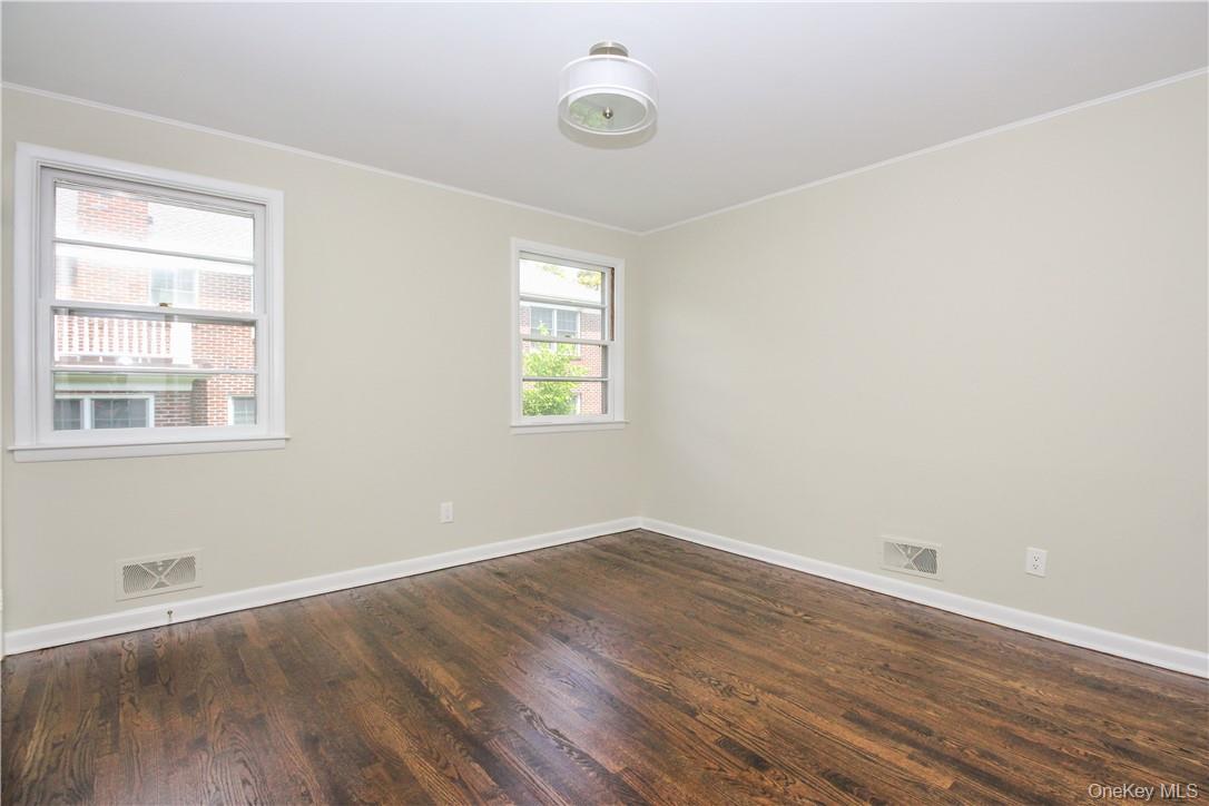 #18 photo, 205 Soundview Avenue, White Plains , NY 10606