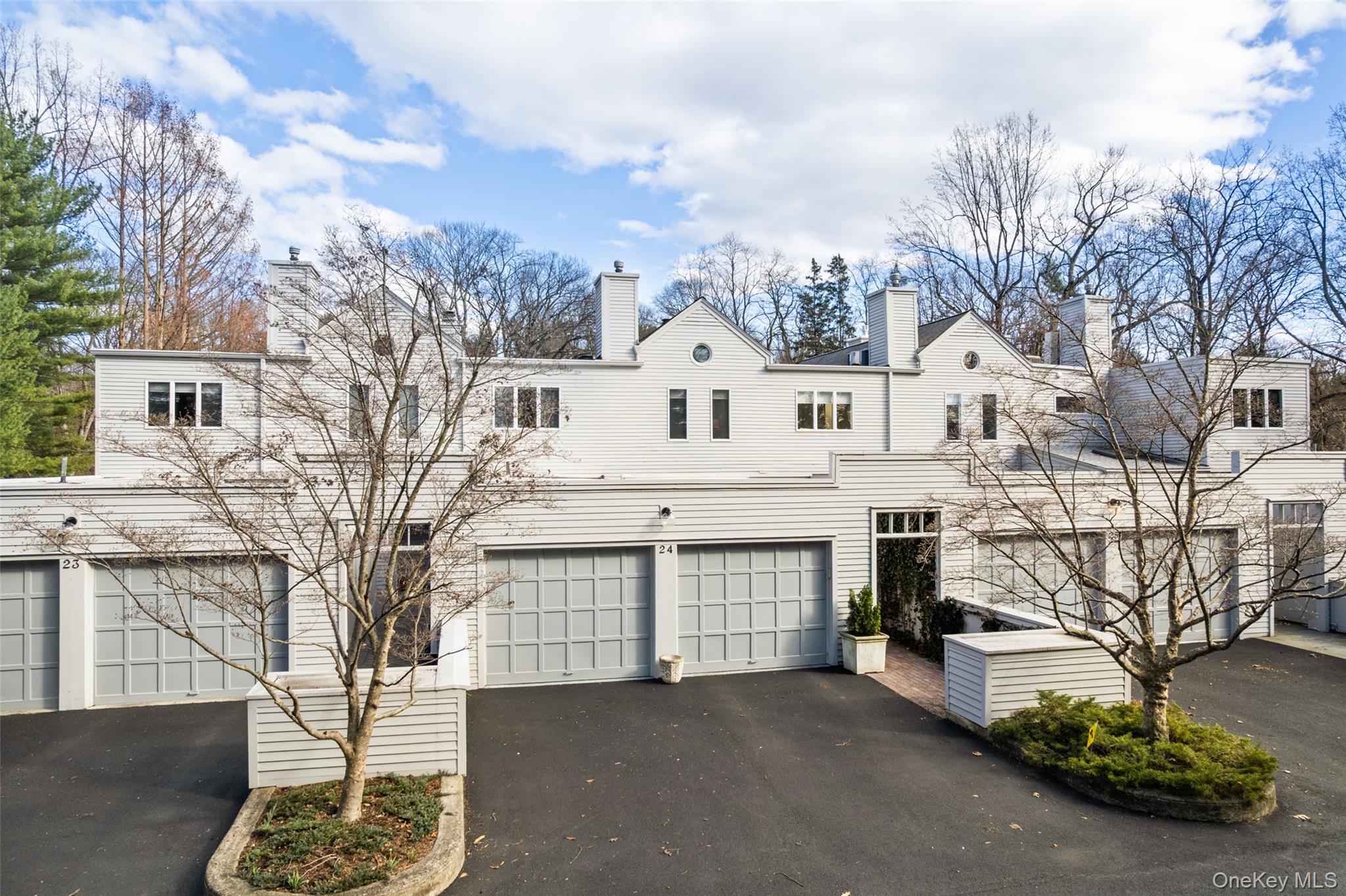 #1 photo, 24 Beechwood Way, Briarcliff Manor , NY 10510