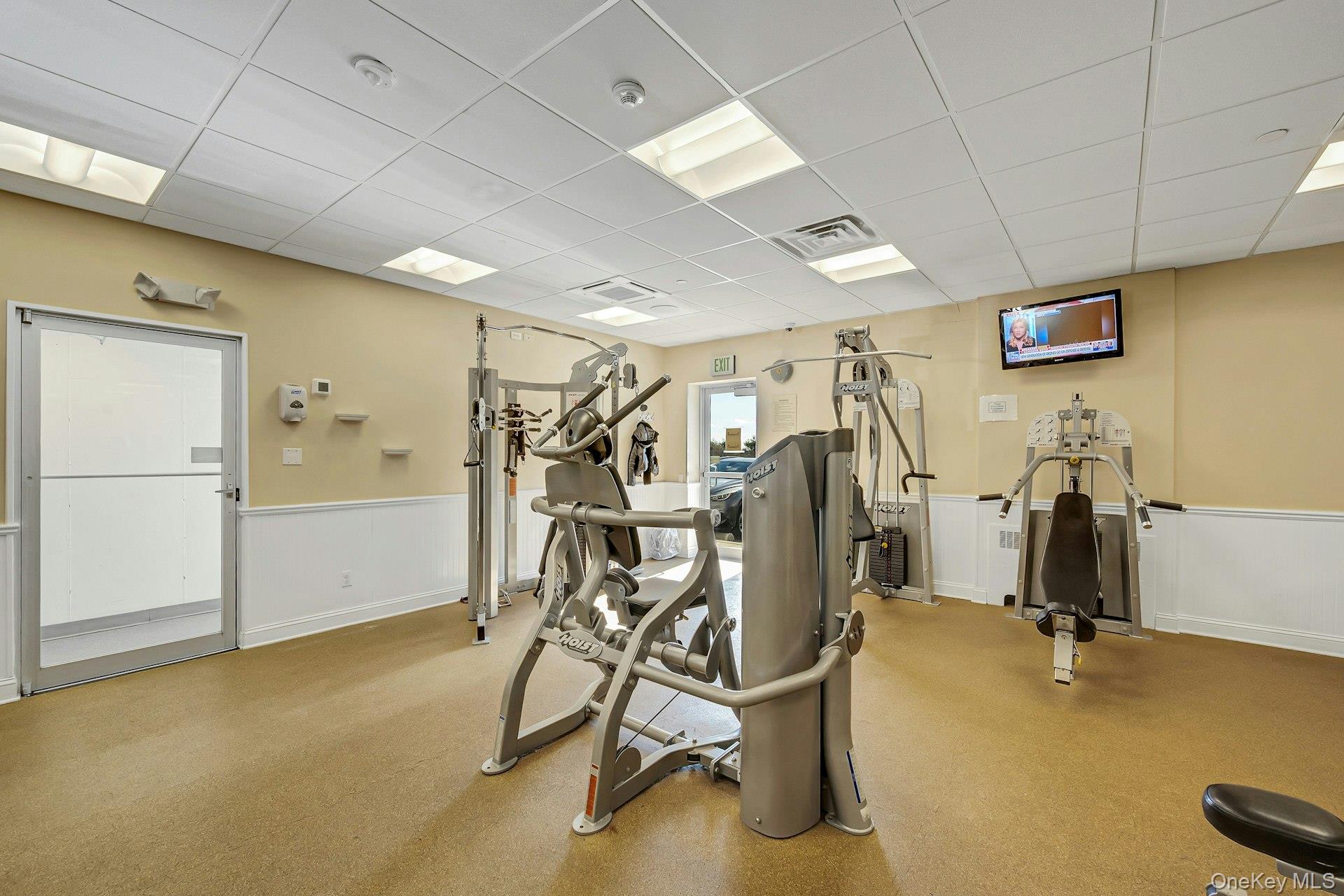 #5 photo, 703 Pelham Road, New Rochelle , NY 10805