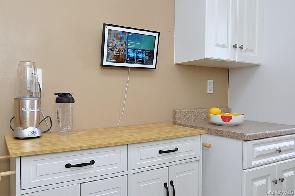 #10 photo, 1 Vincent Road, Bronxville , NY 10708