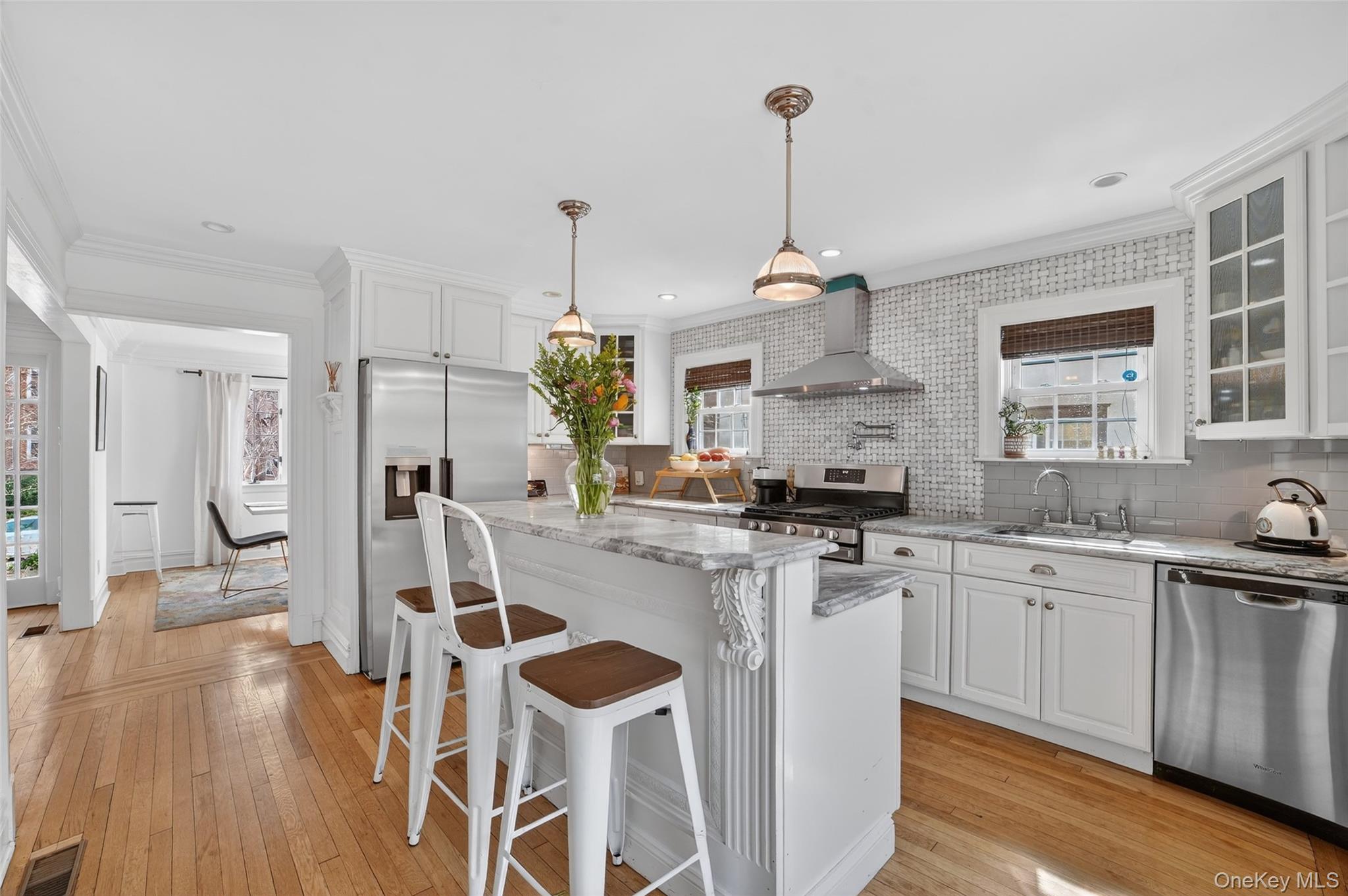 #12 photo, 265 Bronxville Road, Bronxville , NY 10708