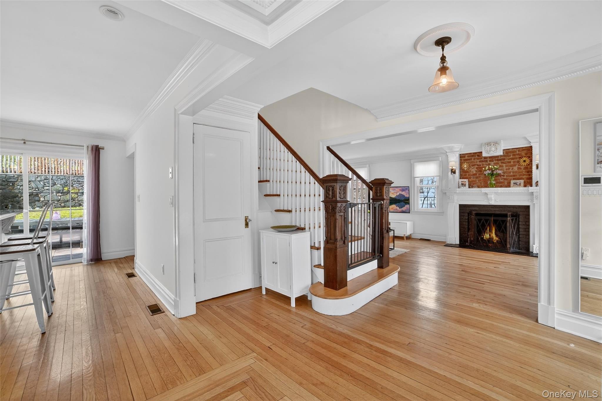 #4 photo, 265 Bronxville Road, Bronxville , NY 10708