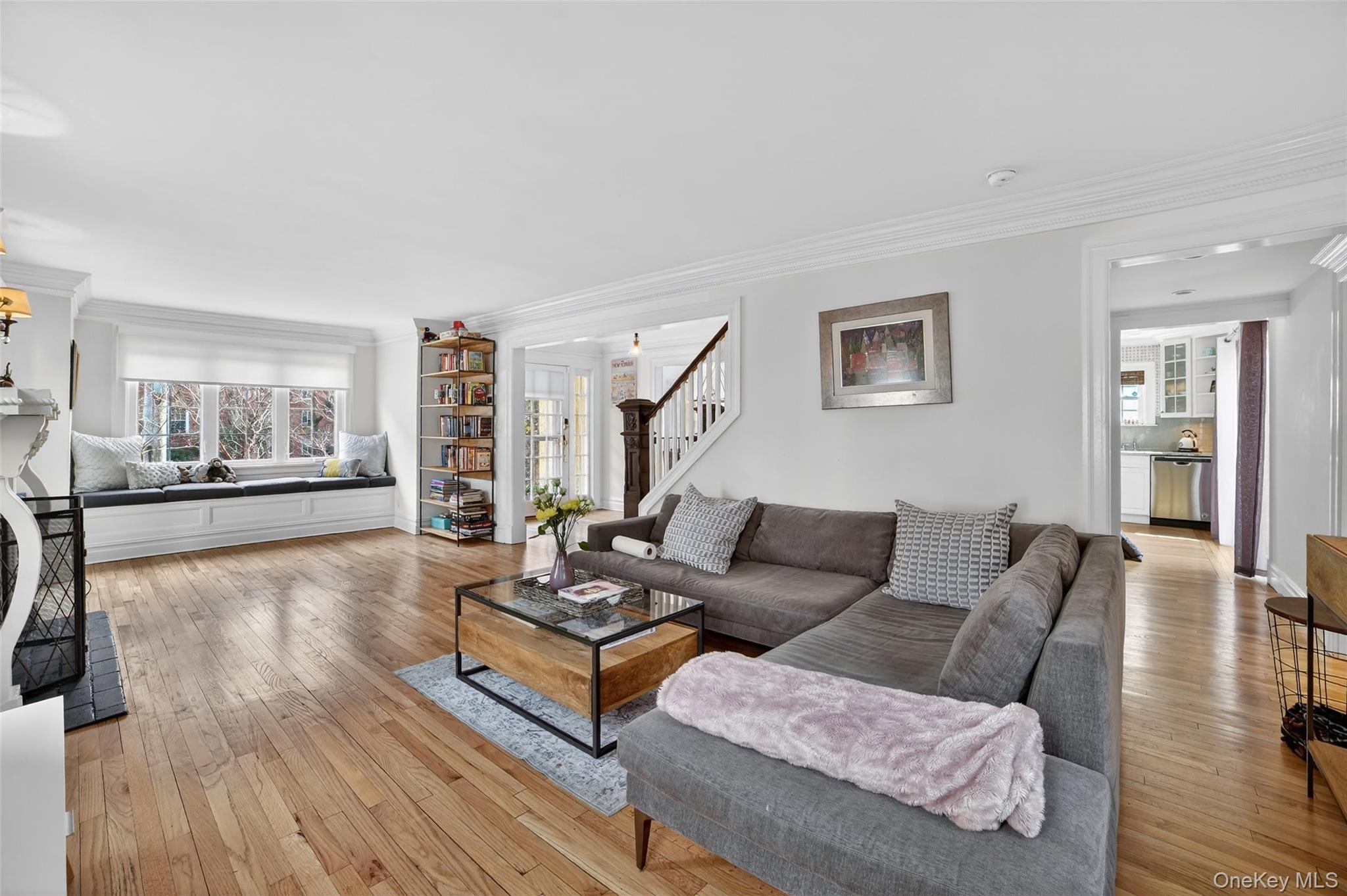 #8 photo, 265 Bronxville Road, Bronxville , NY 10708