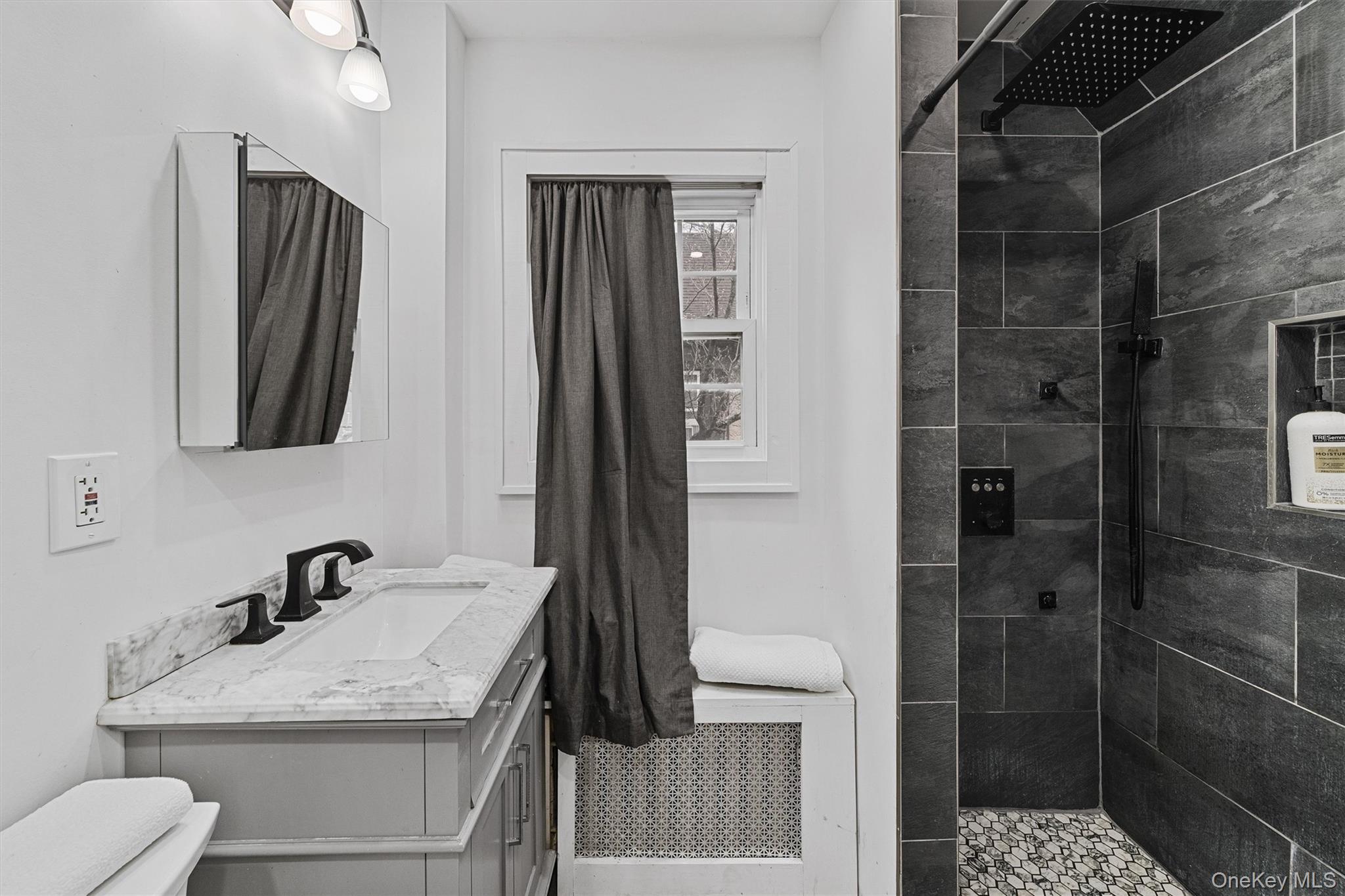 #20 photo, 112 Ralph Avenue, White Plains , NY 10606