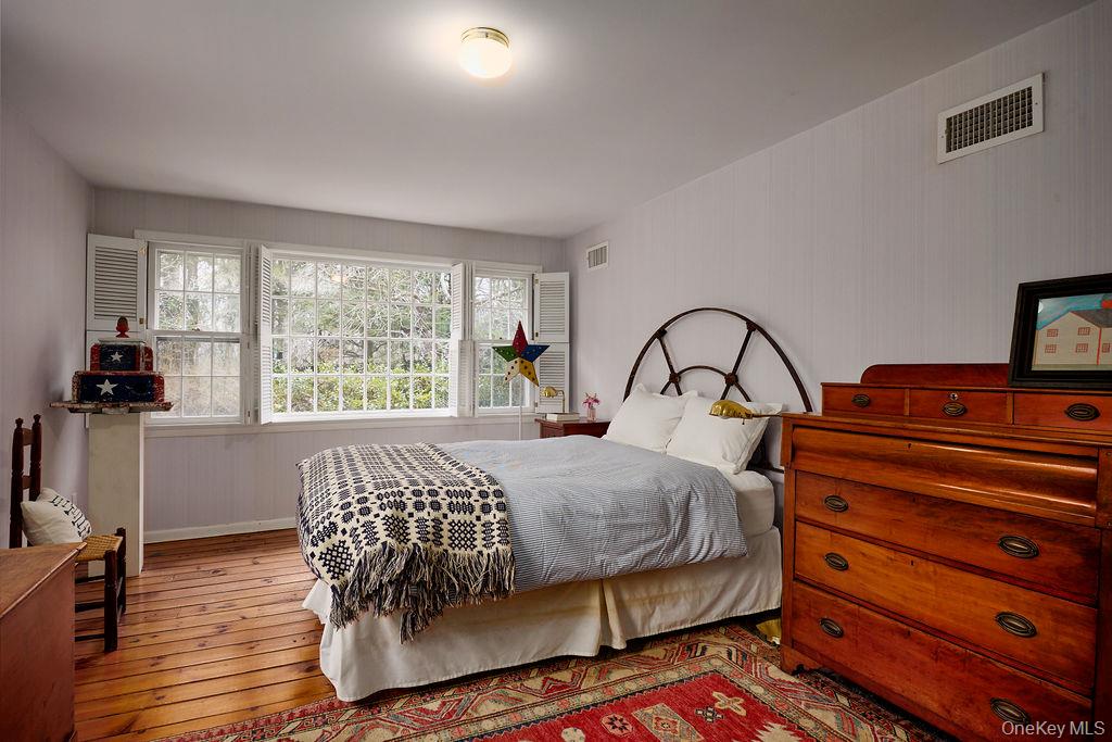 #18 photo, 8 Nancys Lane, Pound Ridge , NY 10576