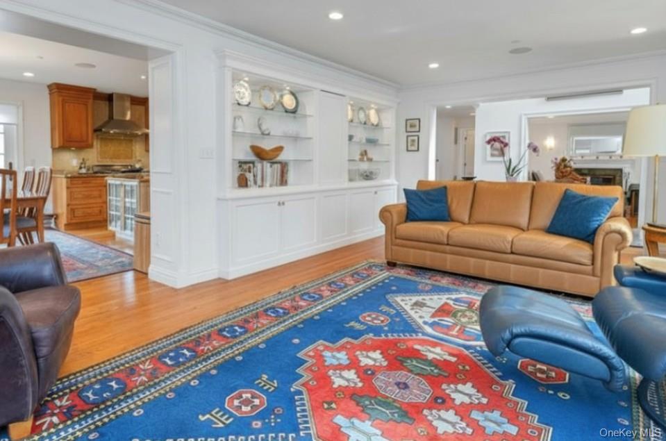 #11 photo, 34 Hemlock Drive, Sleepy Hollow , NY 10591