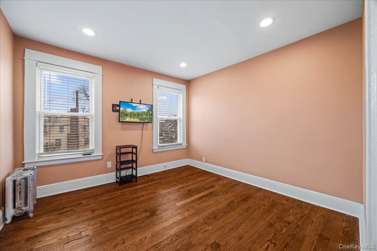 #15 photo, 105-15 223rd Street, Queens Village , NY 11429