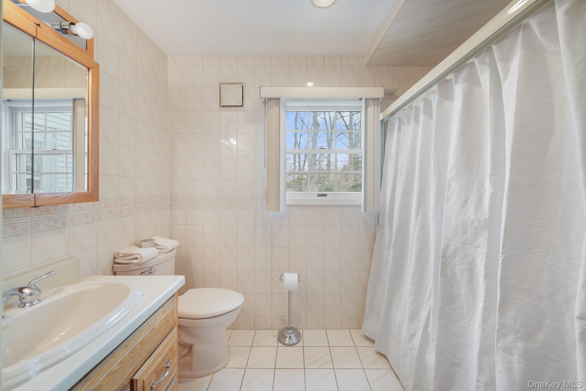 #19 photo, 54 Douglas Court, Pearl River , NY 10965