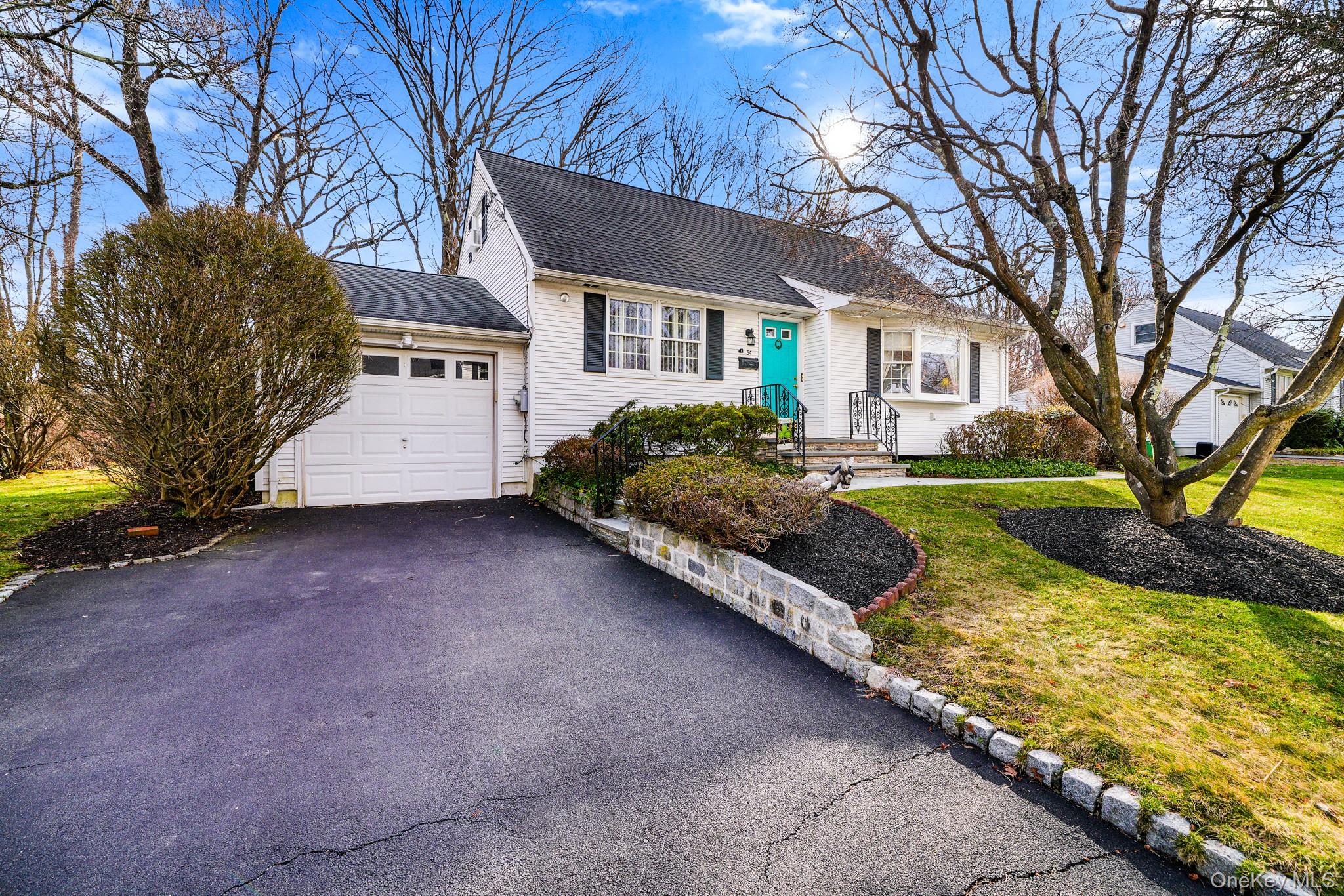 #2 photo, 54 Douglas Court, Pearl River , NY 10965