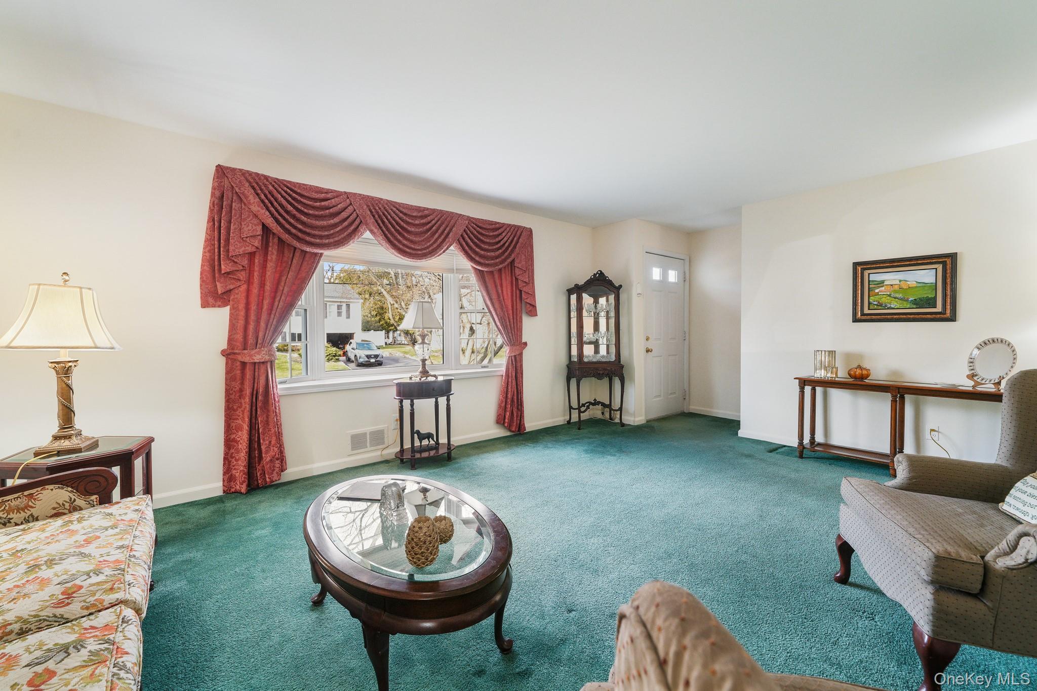 #5 photo, 54 Douglas Court, Pearl River , NY 10965