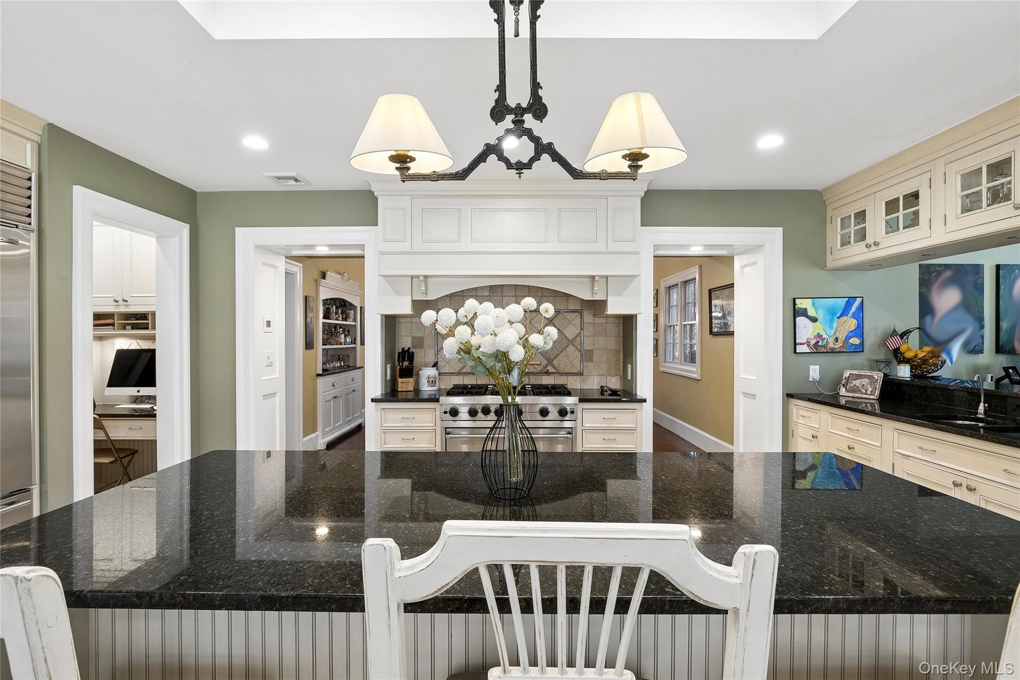 #11 photo, 39 Cherry Lane, Syosset , NY 11791