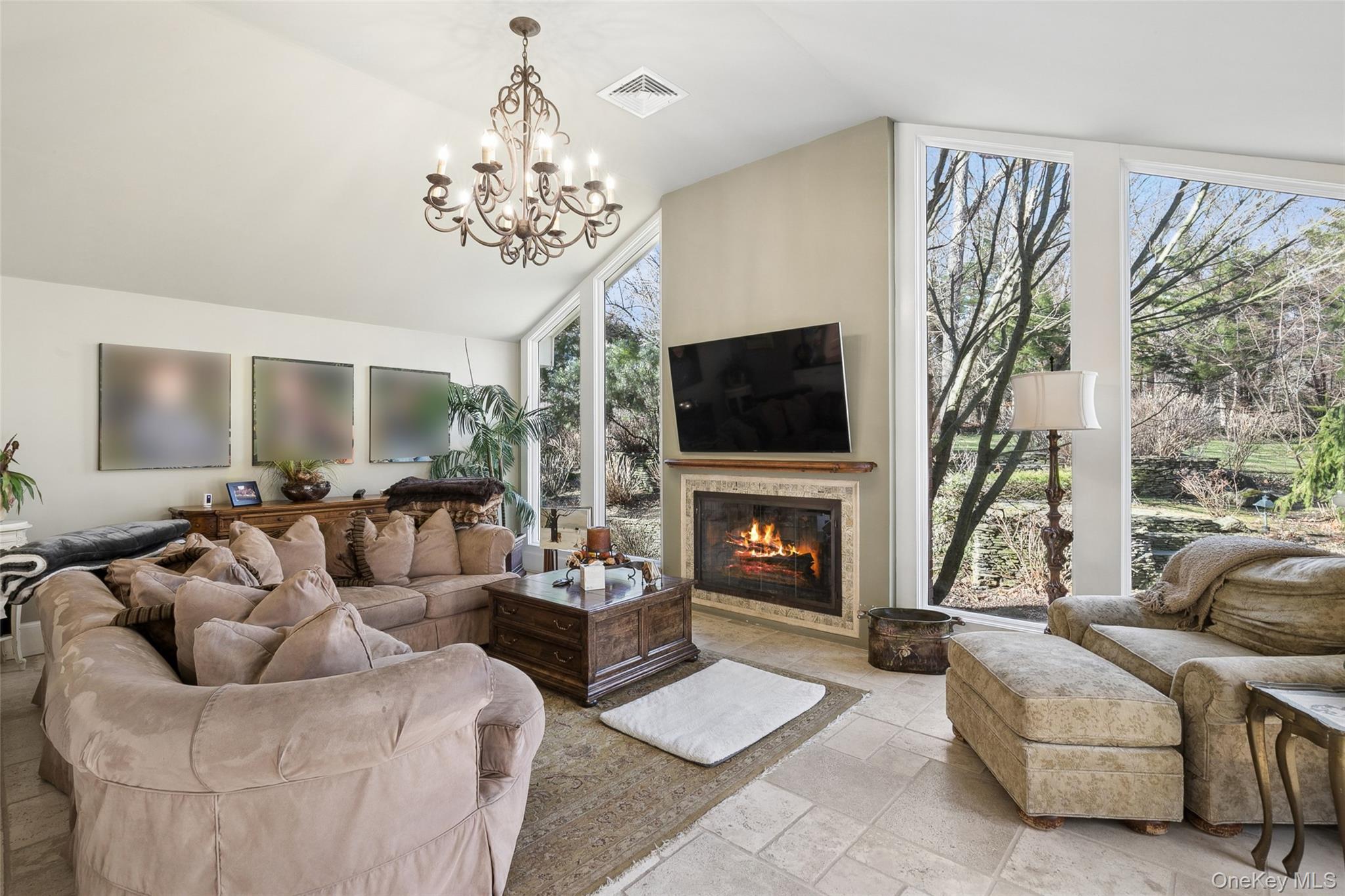 #14 photo, 39 Cherry Lane, Syosset , NY 11791