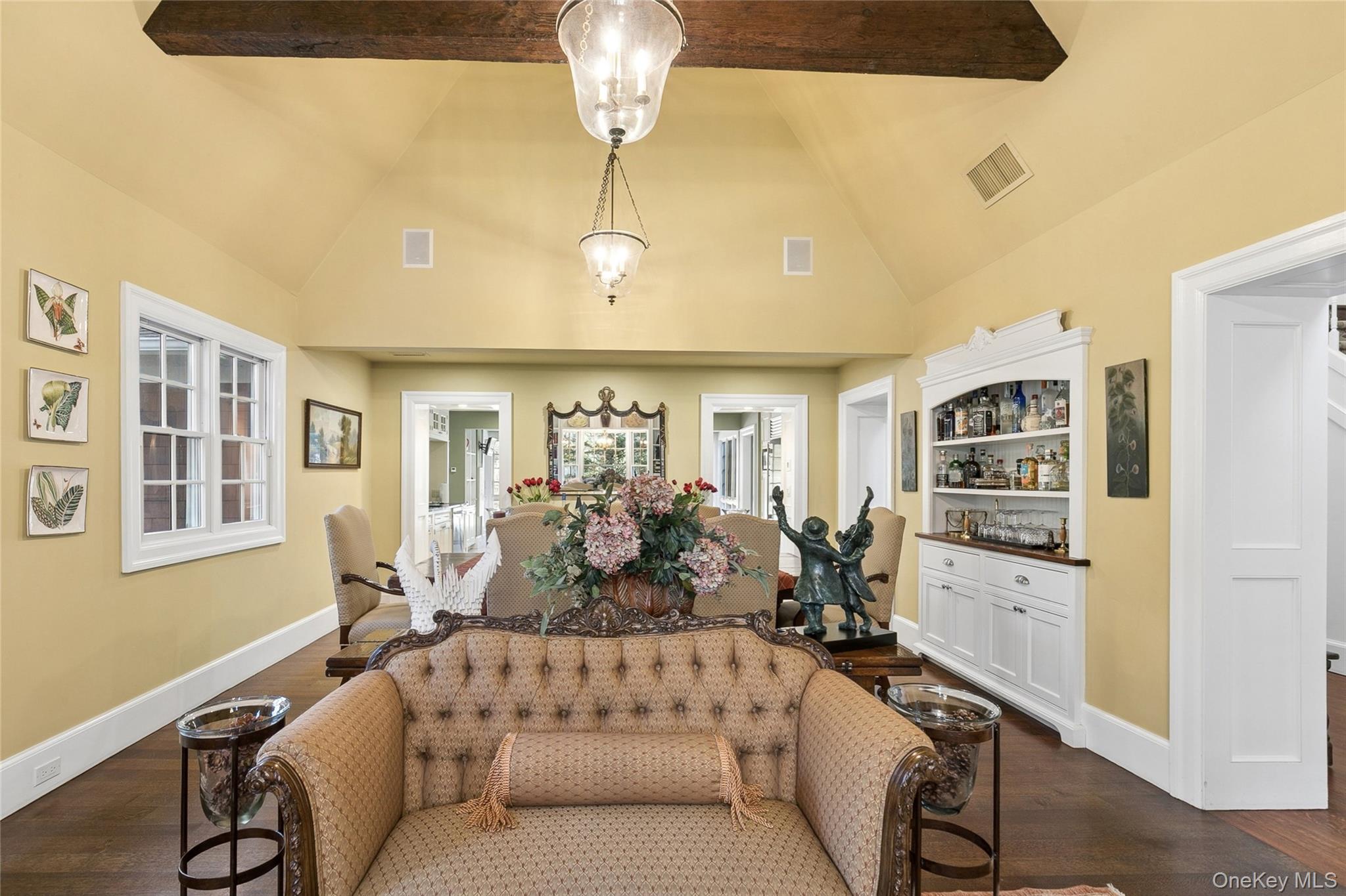 #6 photo, 39 Cherry Lane, Syosset , NY 11791